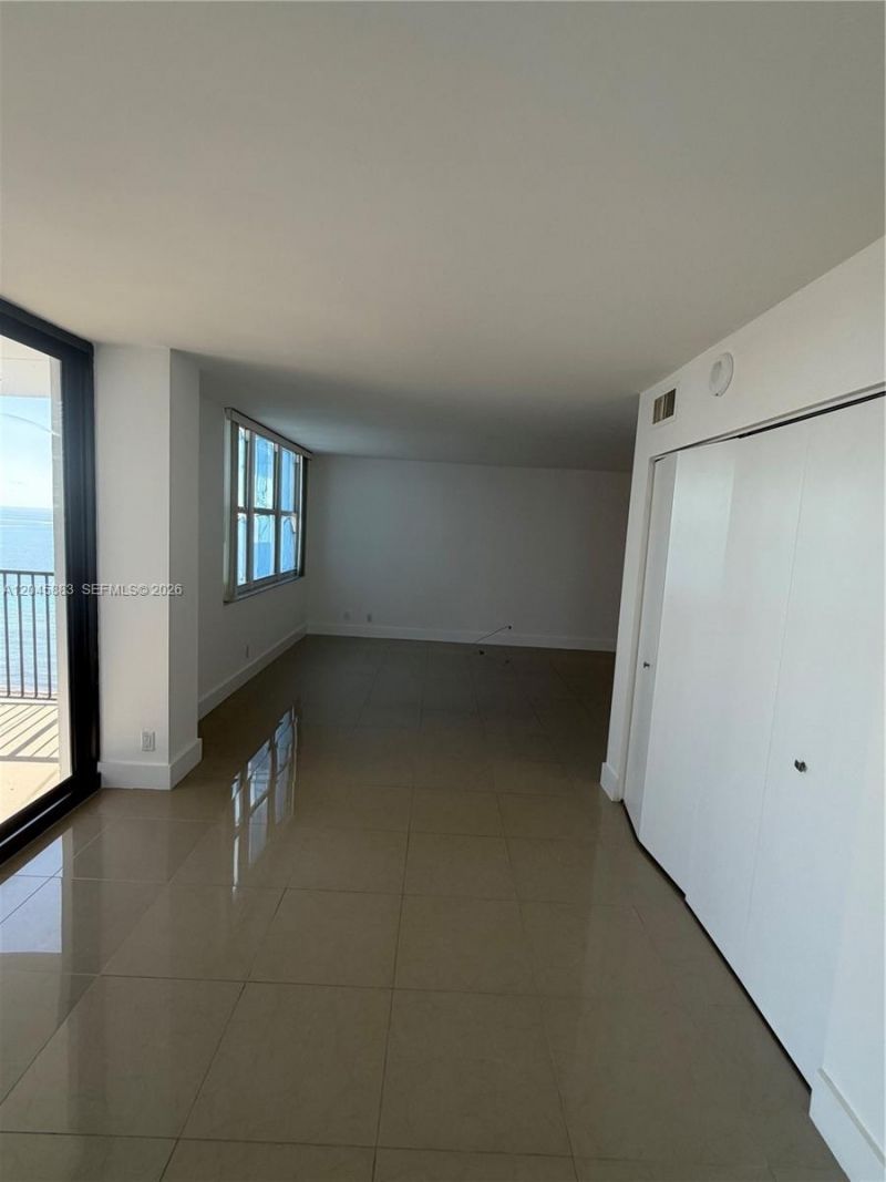 2201 S Ocean Dr, Unit 1905, Hollywood, FL 33019 Photo