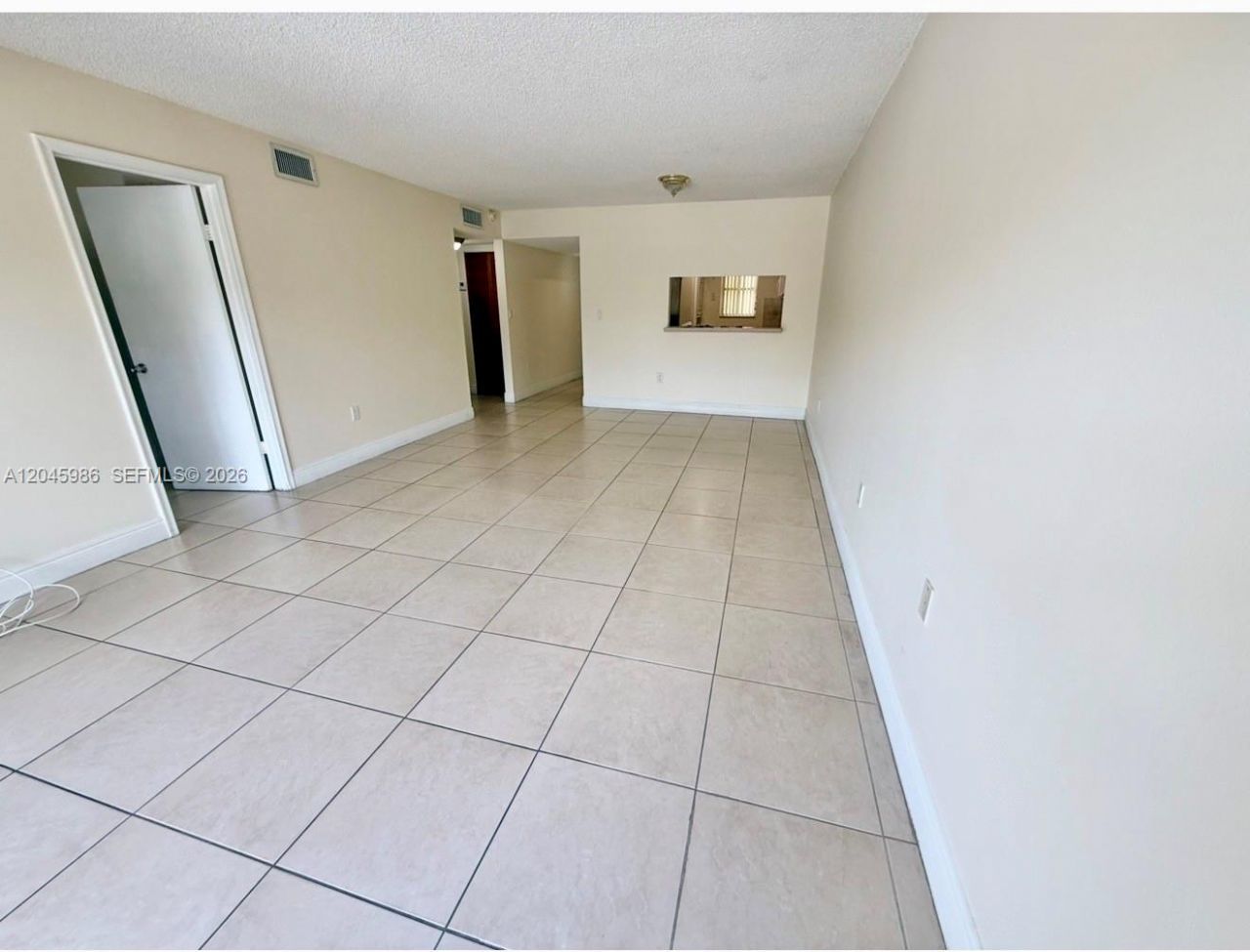 1975 W 44th Pl , Unit 203, Hialeah, FL 33012 Photo