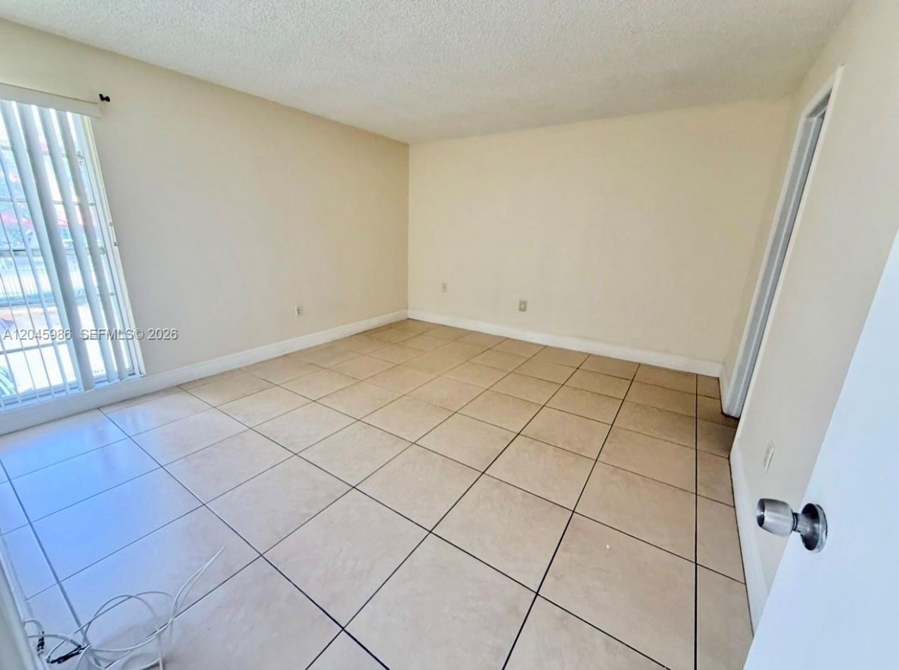 1975 W 44th Pl , Unit 203, Hialeah, FL 33012 Photo