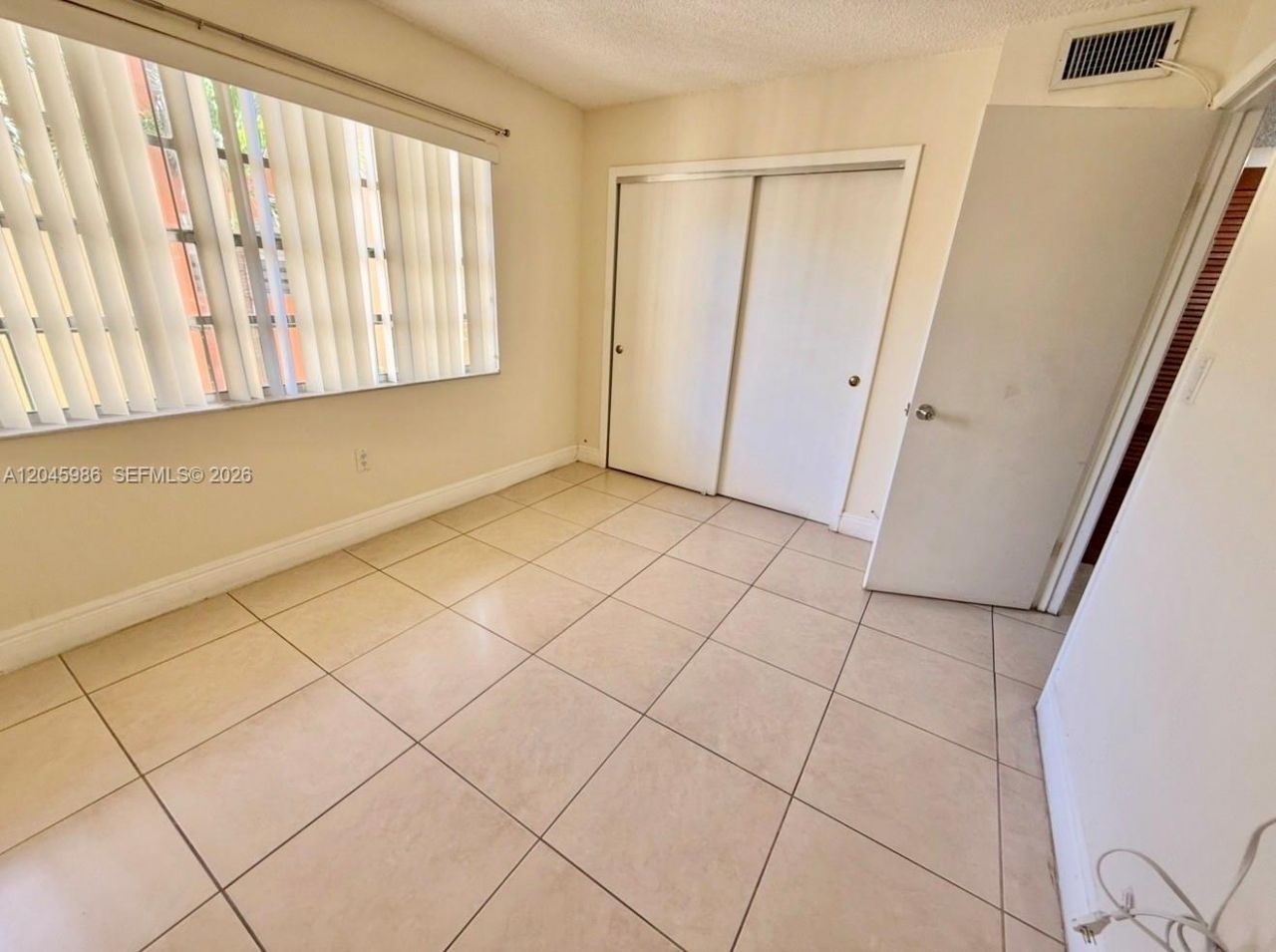 1975 W 44th Pl , Unit 203, Hialeah, FL 33012 Photo