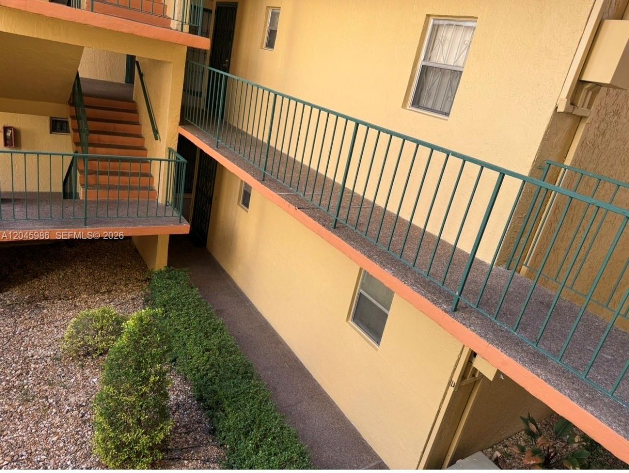 1975 W 44th Pl , Unit 203, Hialeah, FL 33012 Photo