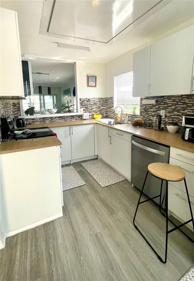 5980 NW 64th Ave, Unit 312, Tamarac, FL 33319 Photo
