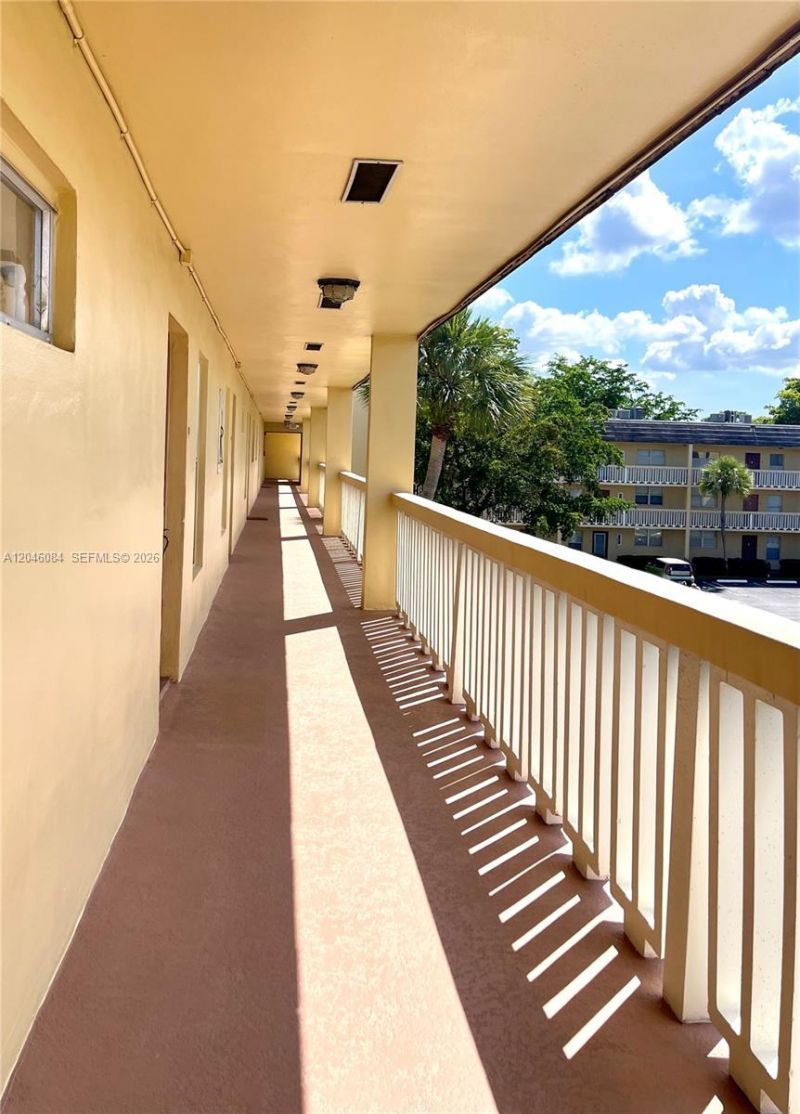 5980 NW 64th Ave, Unit 312, Tamarac, FL 33319 Photo