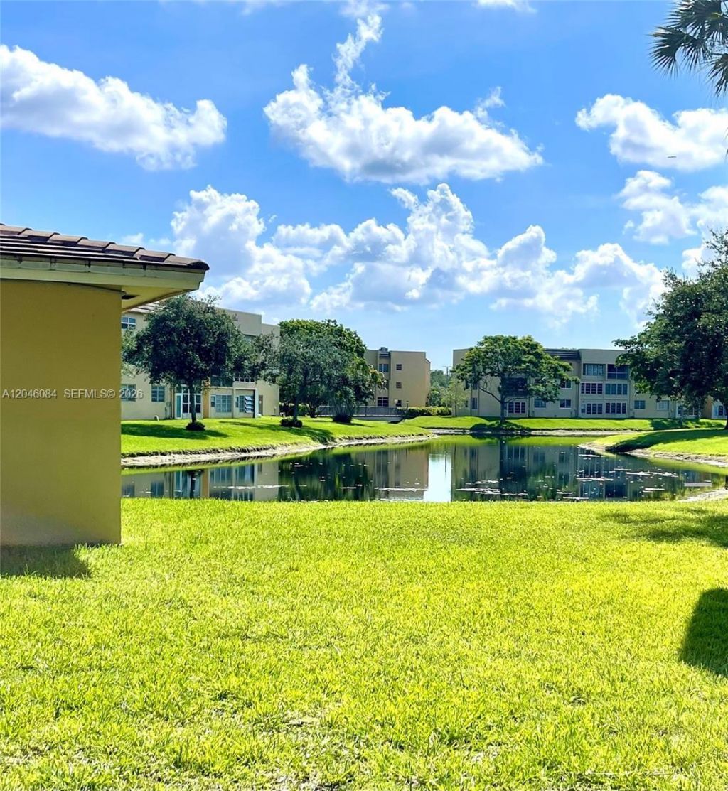 5980 NW 64th Ave, Unit 312, Tamarac, FL 33319 Photo