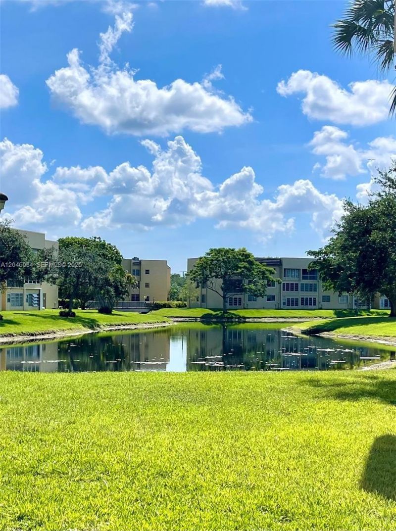 5980 NW 64th Ave, Unit 312, Tamarac, FL 33319 Photo