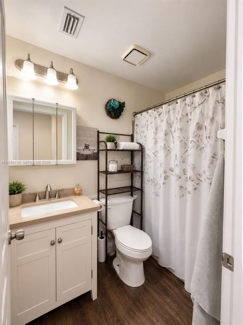 5411 NW Consumer Ave , Port Saint Lucie, FL 34983 Photo