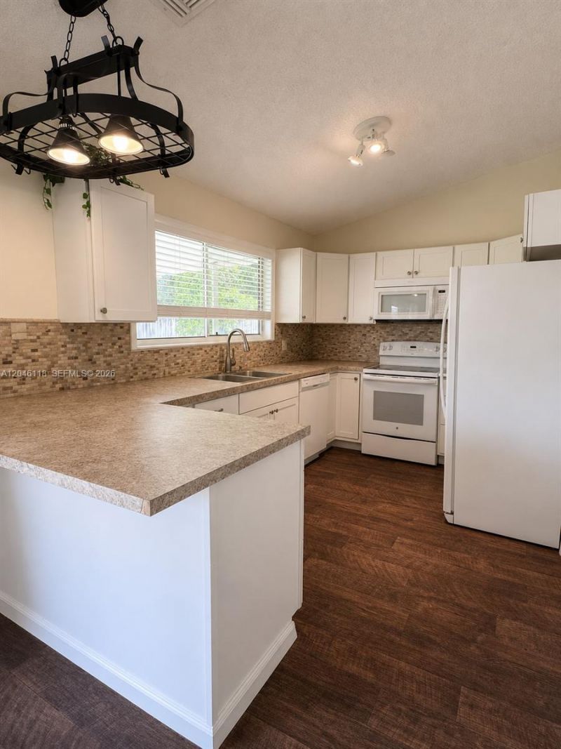 5411 NW Consumer Ave , Port Saint Lucie, FL 34983 Photo