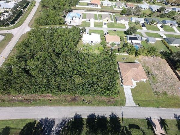 3757 Savona Blvd , Port St. Lucie, FL 34953
