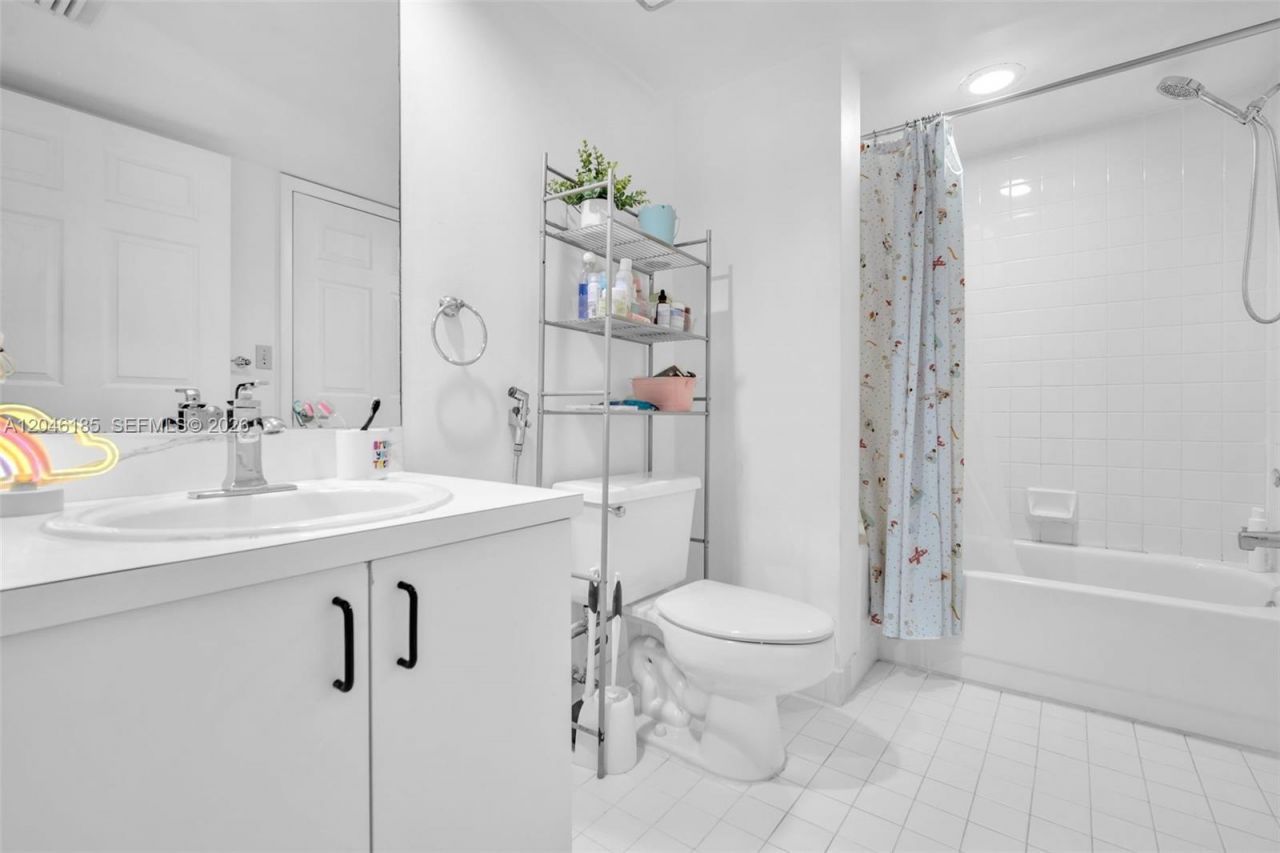 4720 SW 62nd Way , Unit 103, Davie, FL 33314 Photo