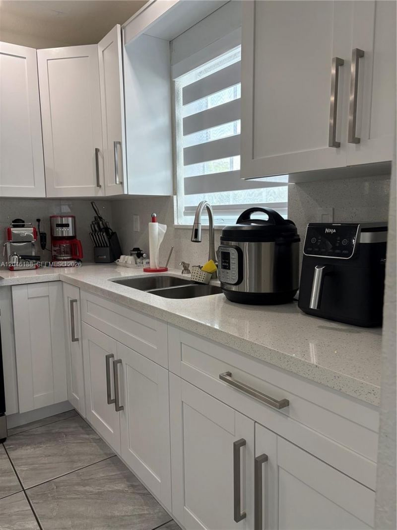 734 E 39th St , Hialeah, FL 33013 Photo