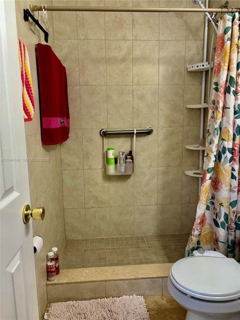 734 E 39th St , Hialeah, FL 33013 Photo