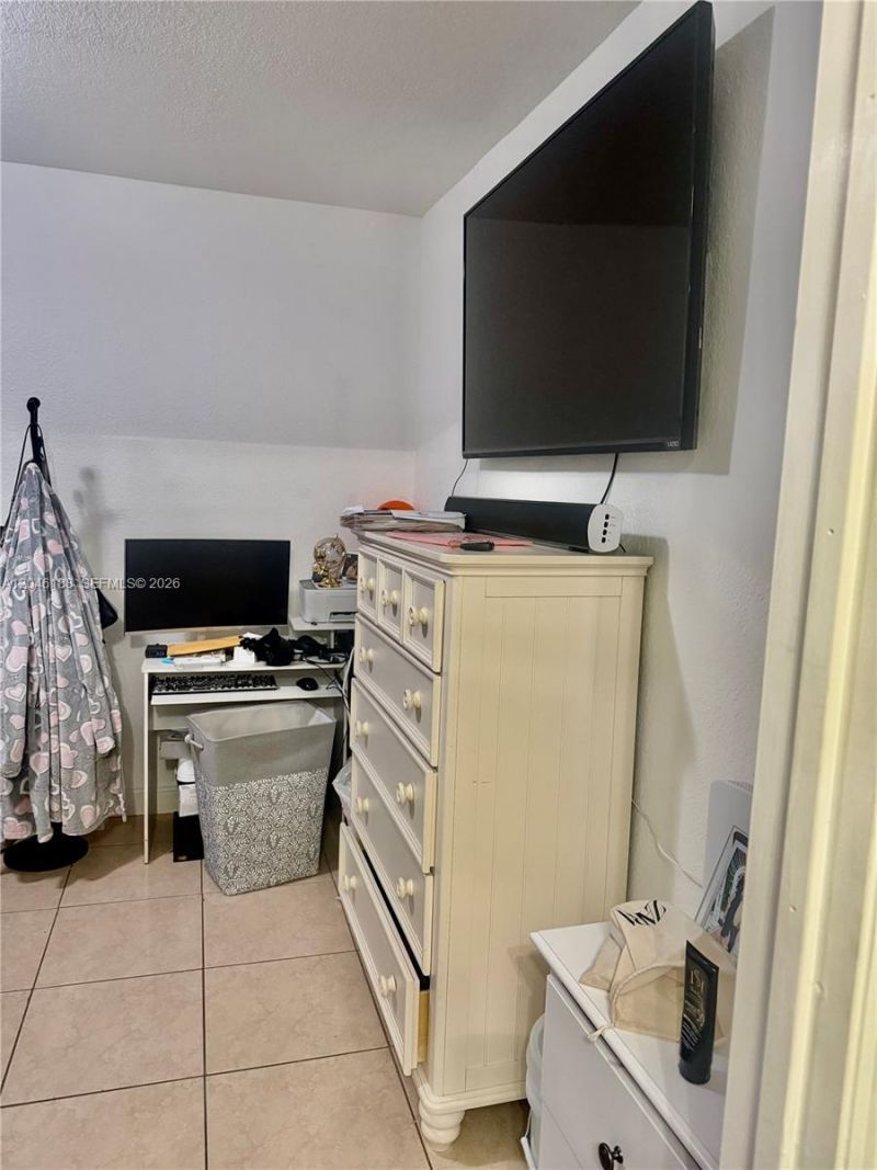 734 E 39th St , Hialeah, FL 33013 Photo