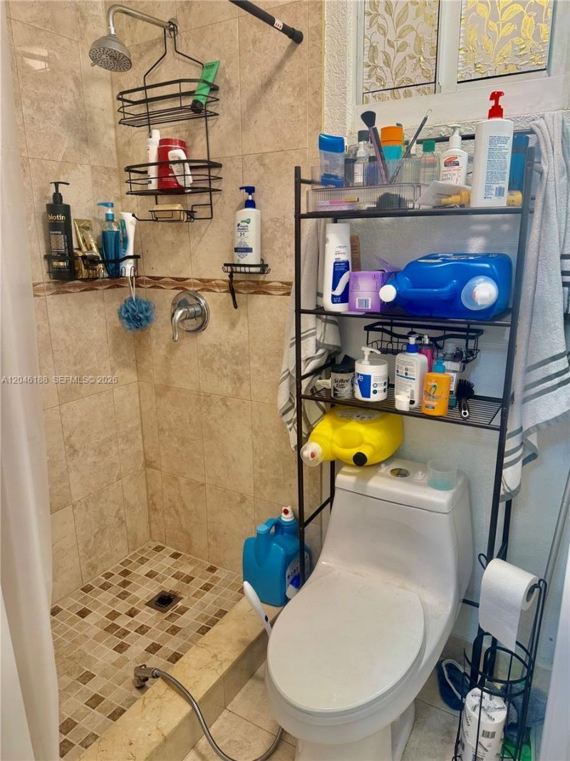 734 E 39th St , Hialeah, FL 33013 Photo