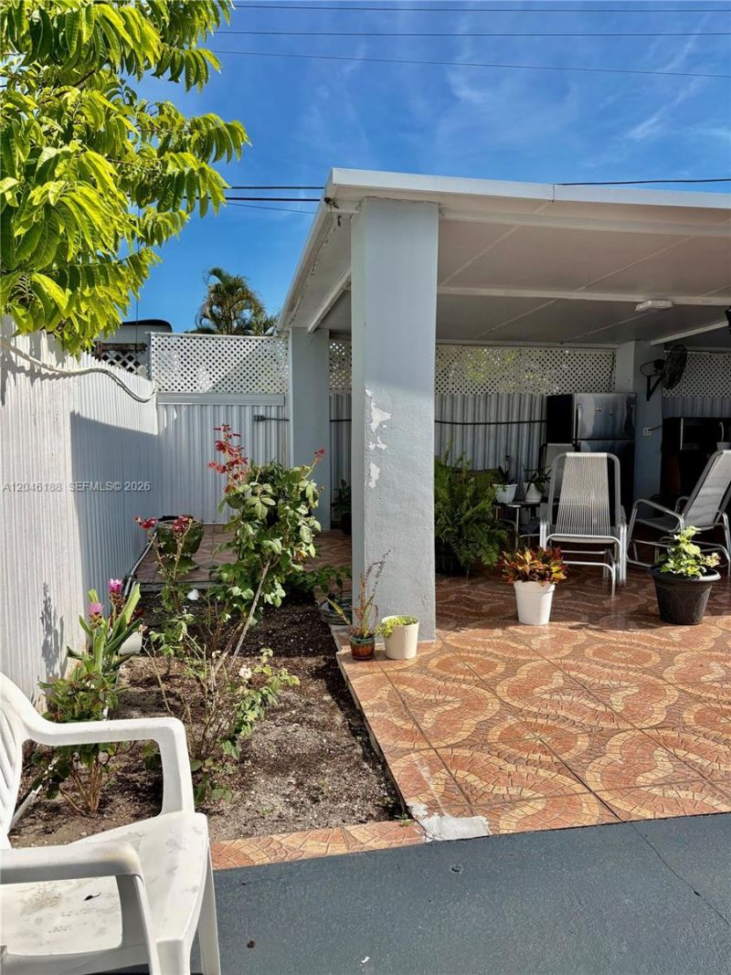 734 E 39th St , Hialeah, FL 33013 Photo