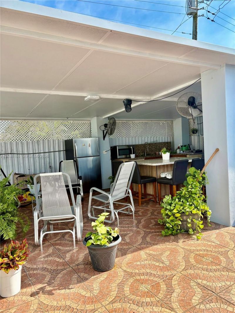 734 E 39th St , Hialeah, FL 33013 Photo