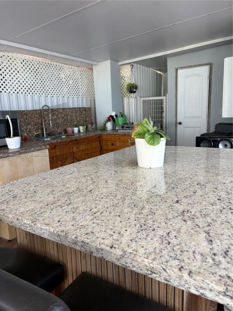 734 E 39th St , Hialeah, FL 33013 Photo