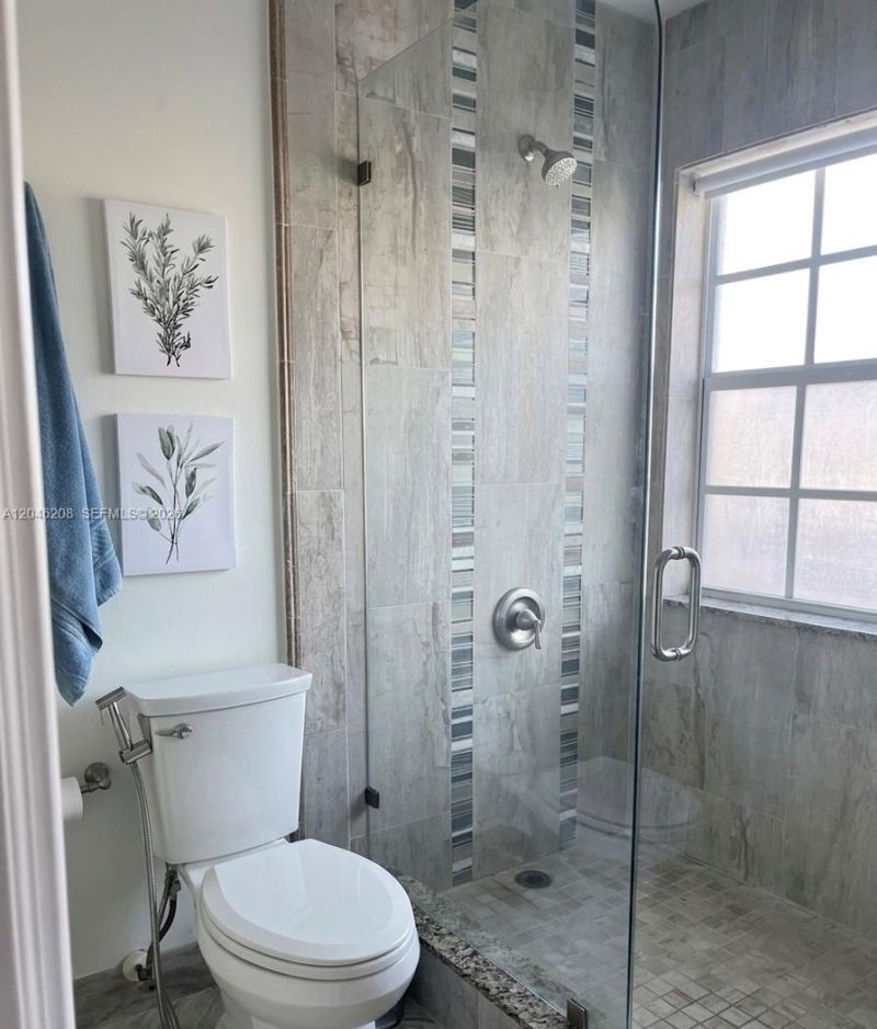 7100 NW 173rd Dr , Unit 1304, Hialeah, FL 33015 Photo