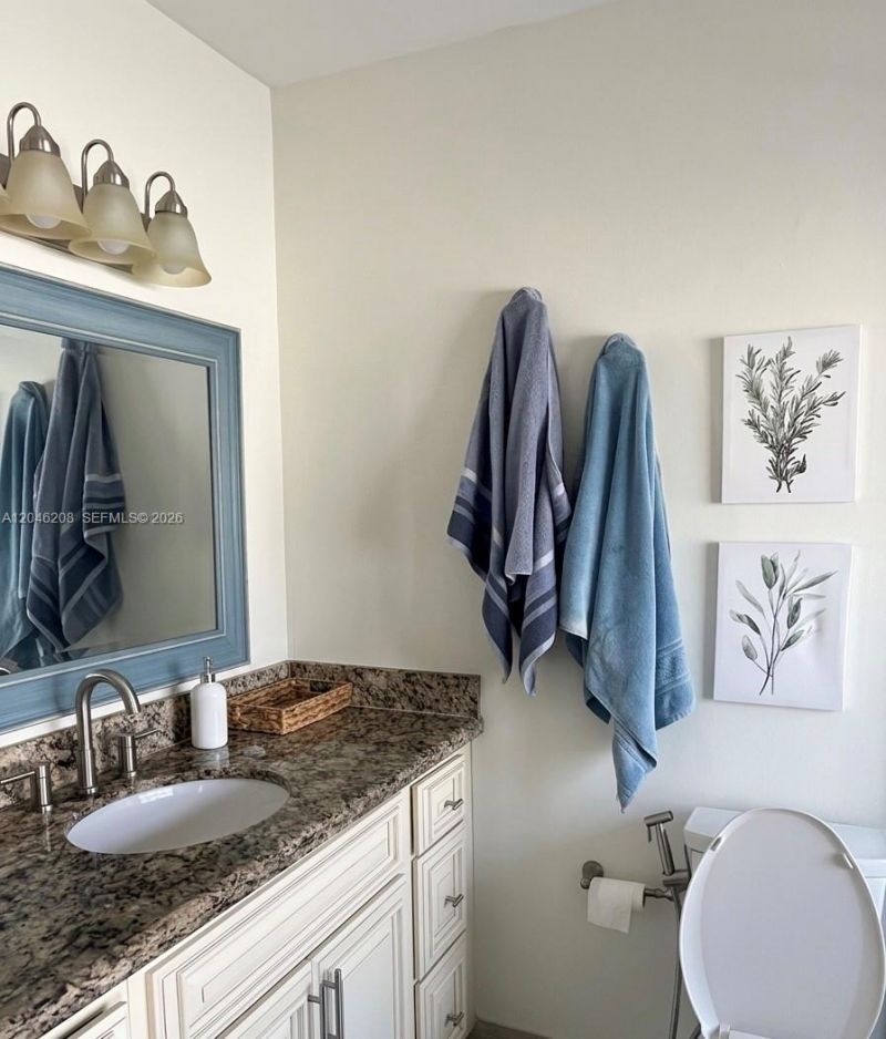 7100 NW 173rd Dr , Unit 1304, Hialeah, FL 33015 Photo