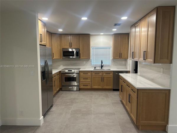 9723 SW 3rd St , Boca Raton, FL 33428