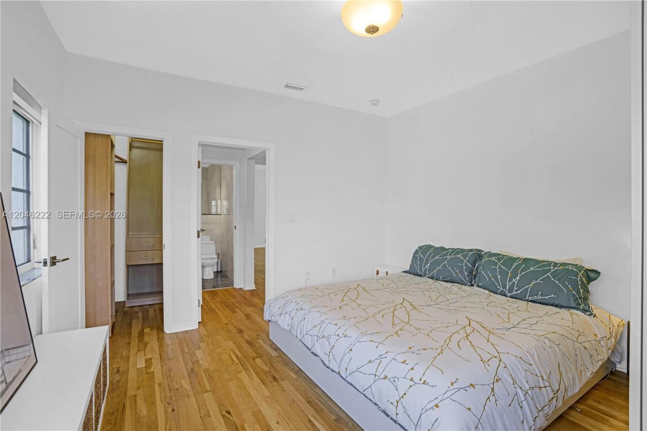 1600 Michigan Ave , Unit 6, Miami Beach, FL 33139 Photo