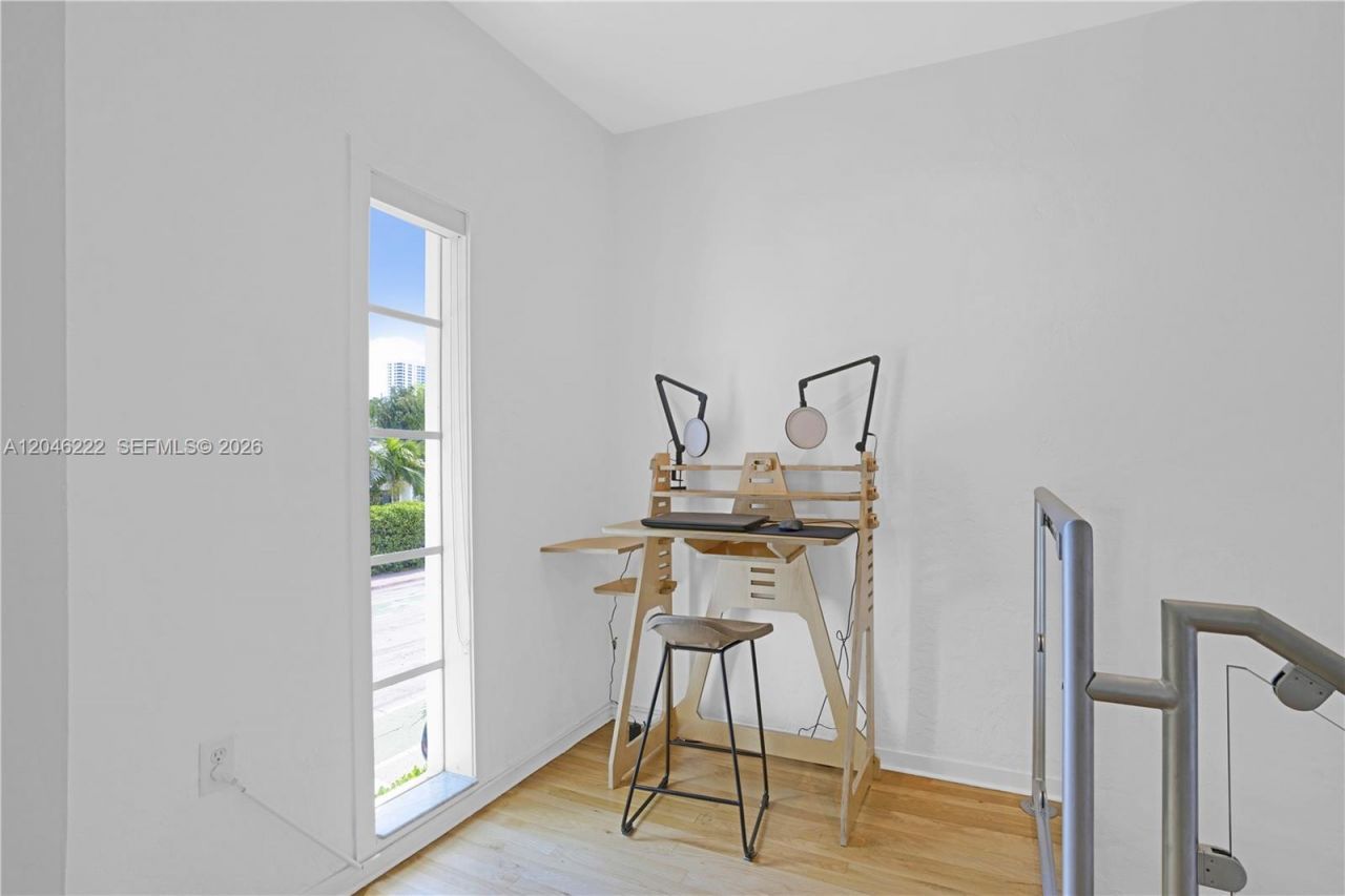 1600 Michigan Ave , Unit 6, Miami Beach, FL 33139 Photo