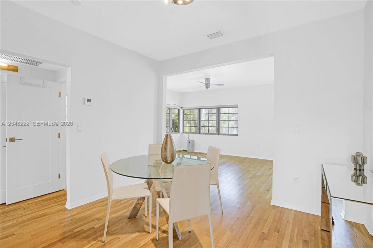1600 Michigan Ave , Unit 6, Miami Beach, FL 33139 Photo