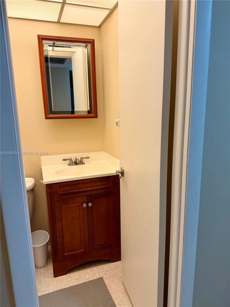 1600 S Ocean Dr, Unit 8I, Hollywood, FL 33019 Photo