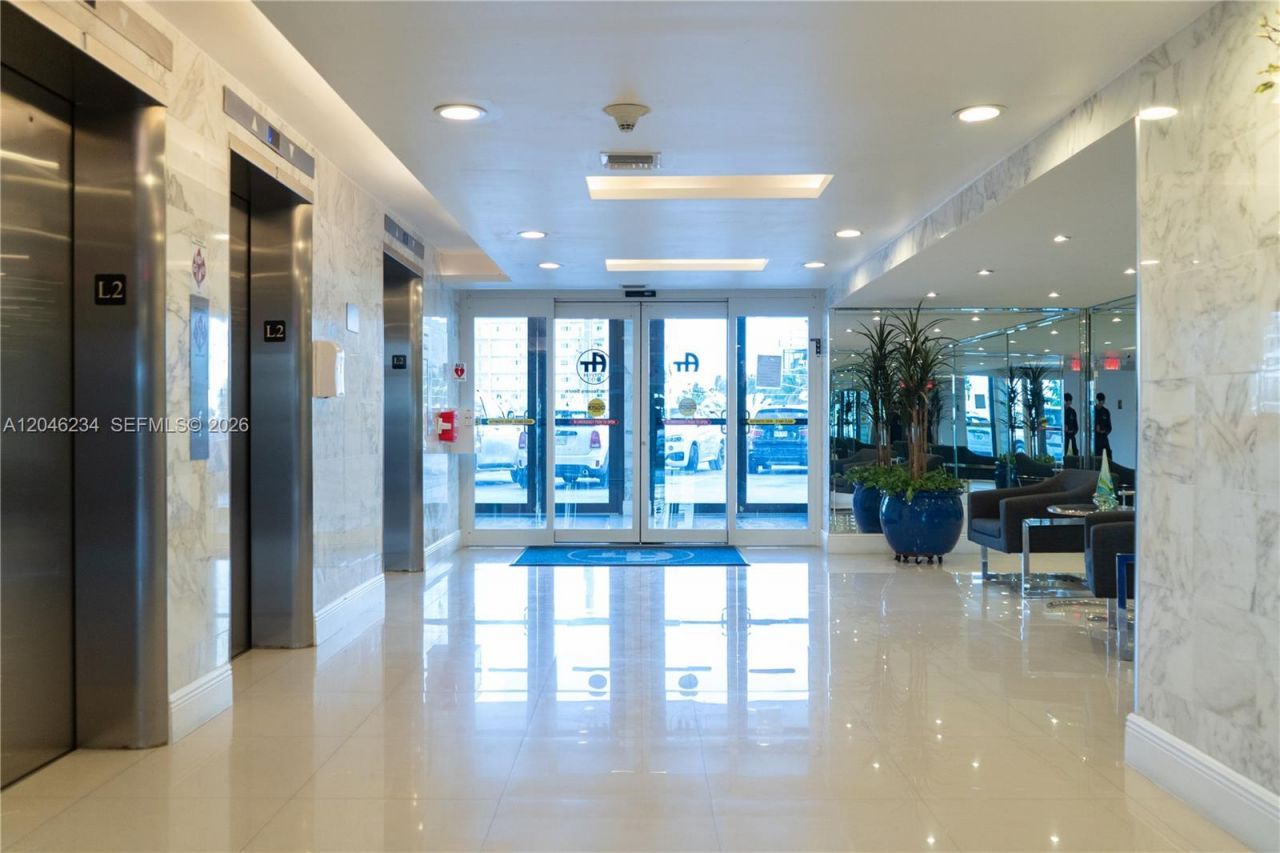 1600 S Ocean Dr, Unit 8I, Hollywood, FL 33019 Photo