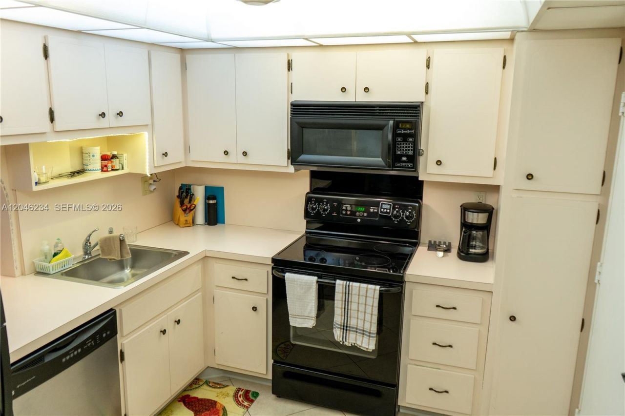 1600 S Ocean Dr, Unit 8I, Hollywood, FL 33019 Photo