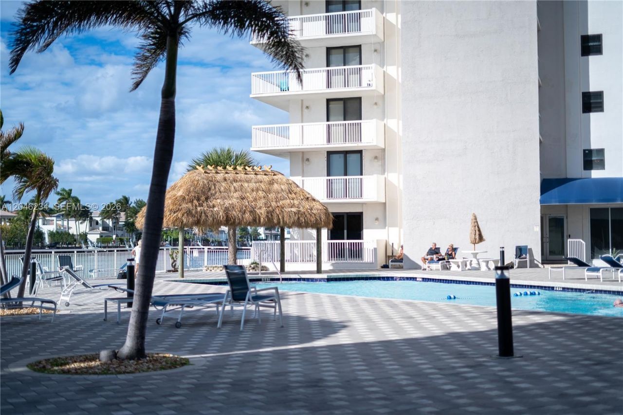 1600 S Ocean Dr, Unit 8I, Hollywood, FL 33019 Photo