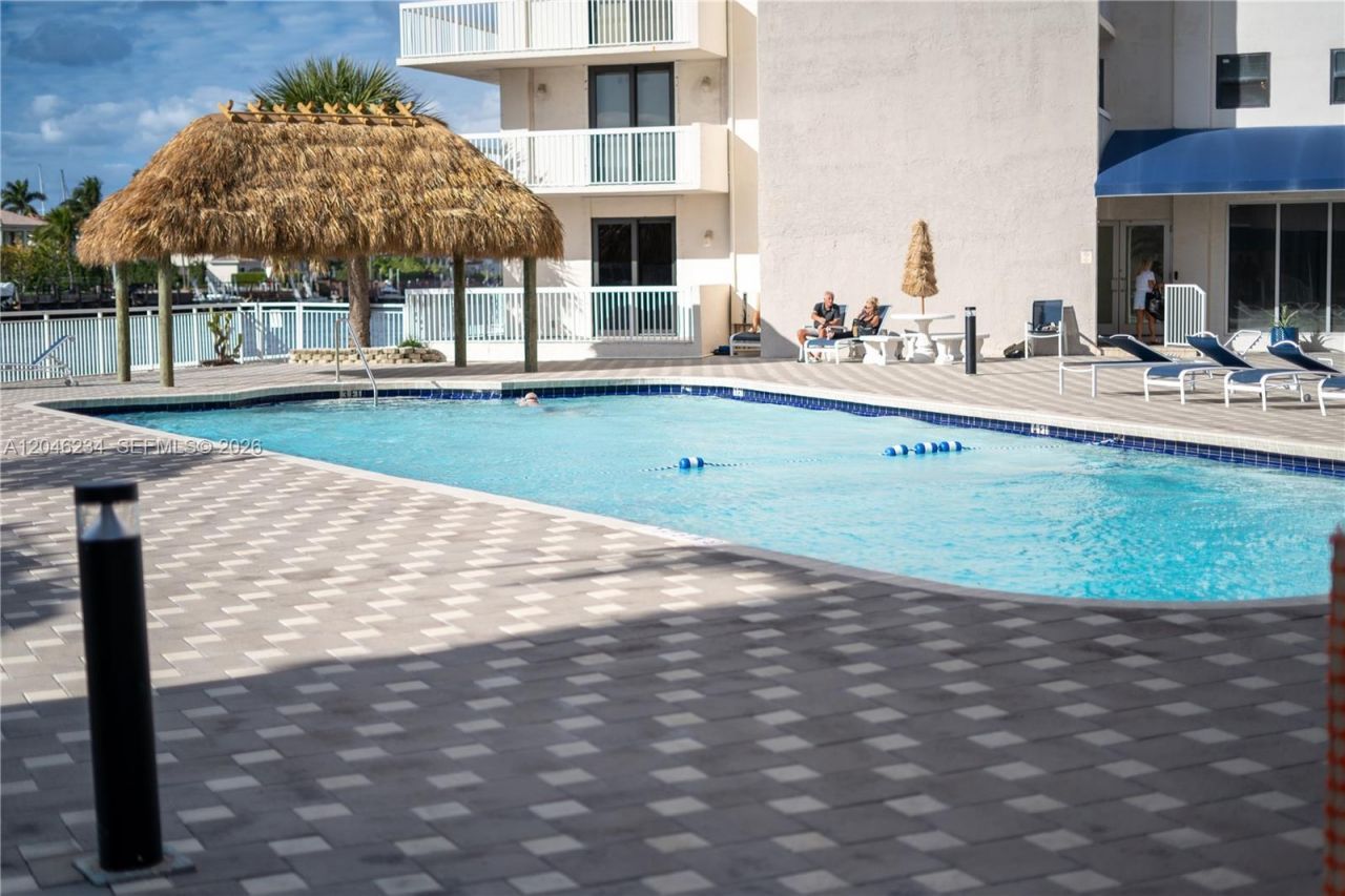 1600 S Ocean Dr, Unit 8I, Hollywood, FL 33019 Photo