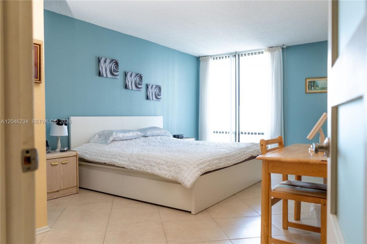 1600 S Ocean Dr, Unit 8I, Hollywood, FL 33019 Photo