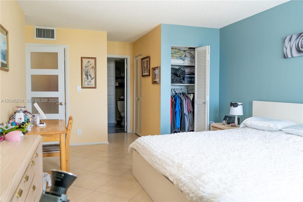 1600 S Ocean Dr, Unit 8I, Hollywood, FL 33019 Photo