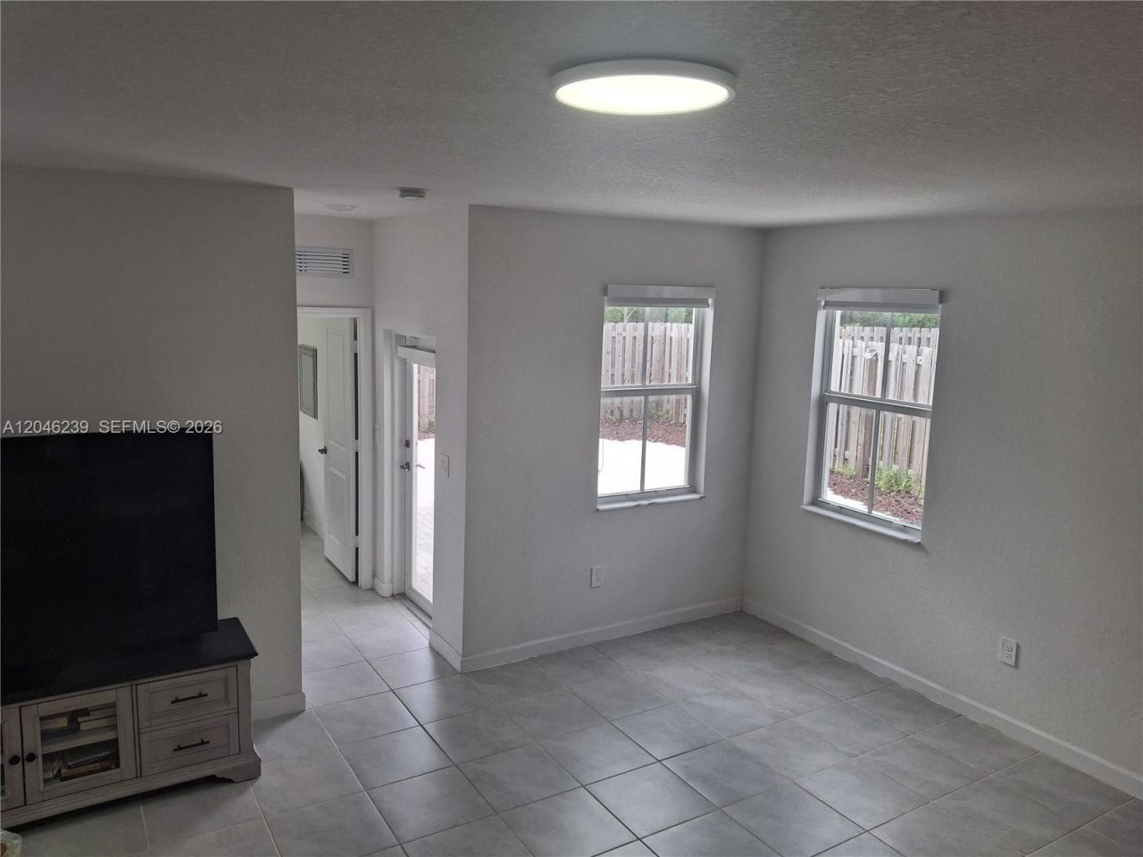2439 NW 131st Cir, Miami, FL 33167 Photo