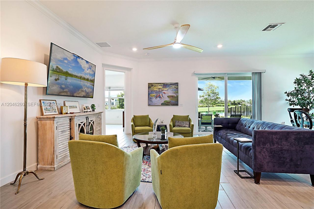 1000 SE Crosswood Way, Port Saint Lucie, FL 34984 Photo