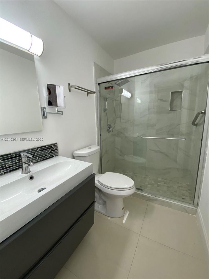 601 SE 5th Ct , Unit 208, Fort Lauderdale, FL 33301 Photo