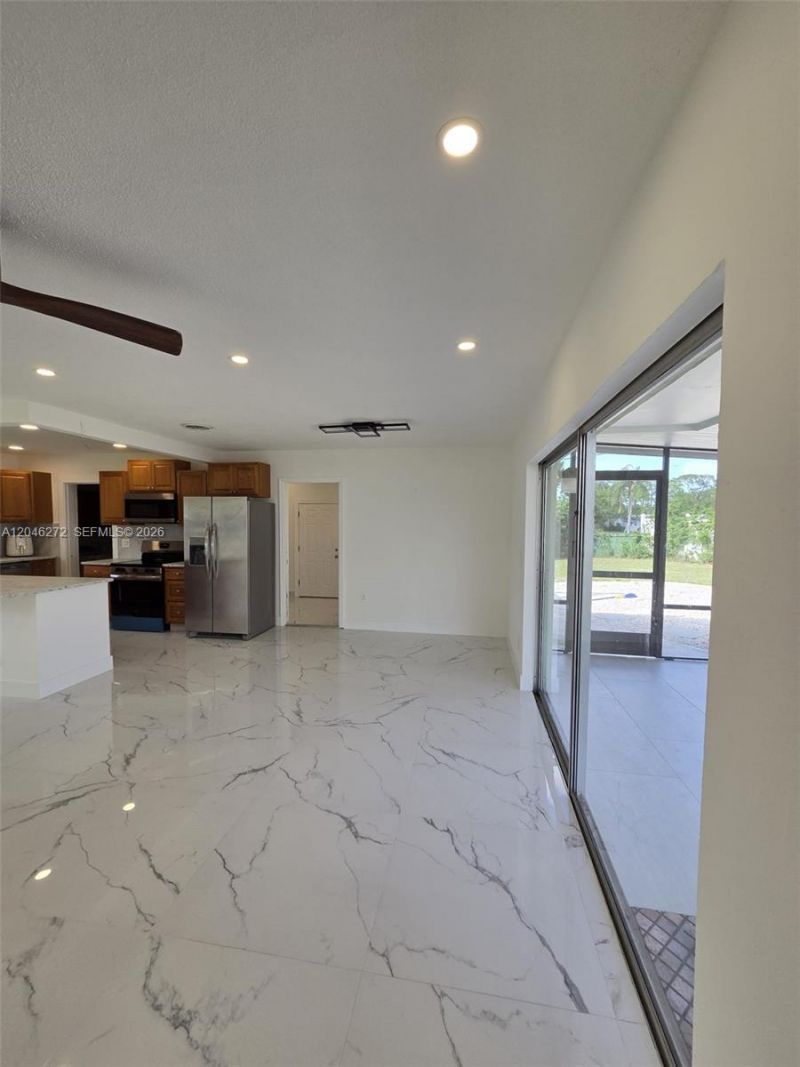 305 SE Airoso Blvd , Port Saint Lucie, FL 34983 Photo