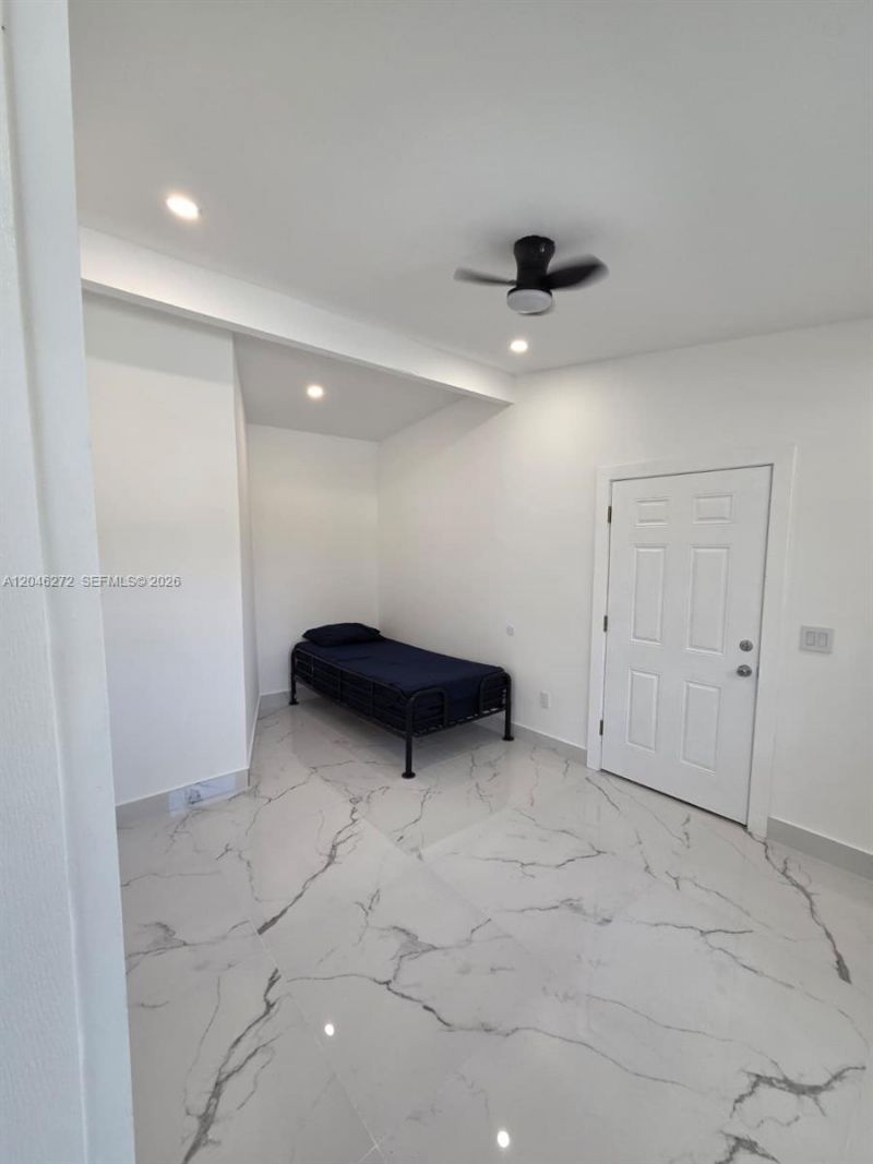 305 SE Airoso Blvd , Port Saint Lucie, FL 34983 Photo