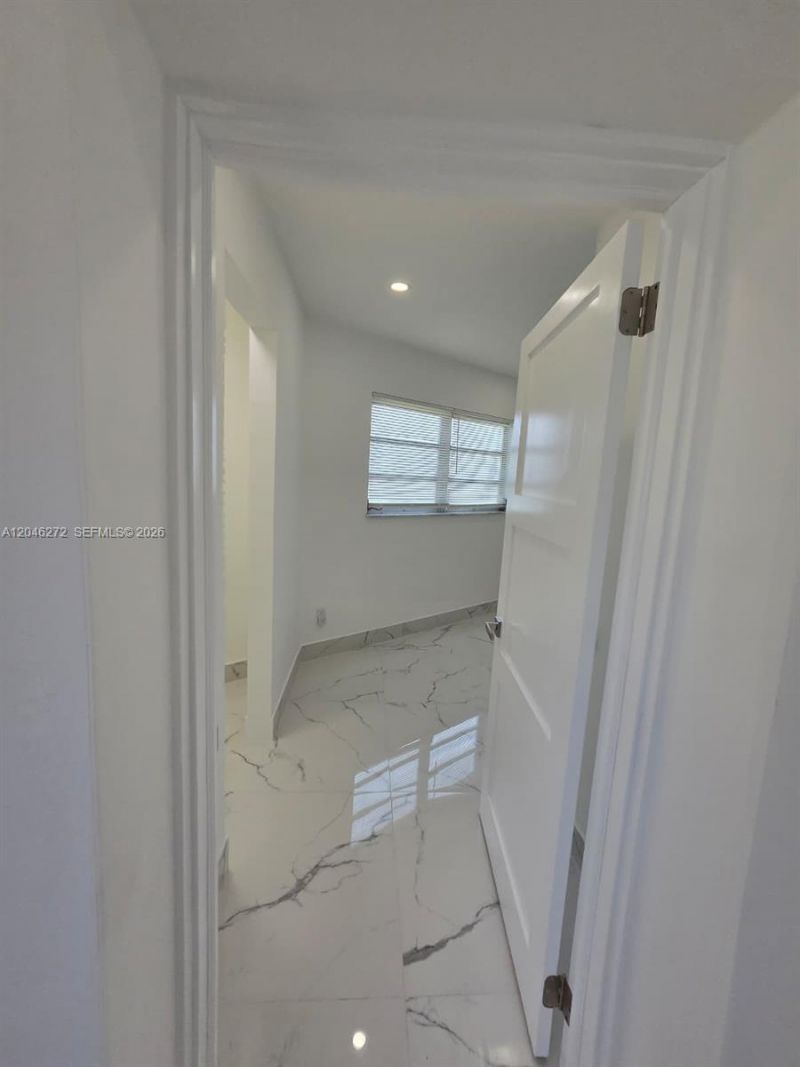 305 SE Airoso Blvd , Port Saint Lucie, FL 34983 Photo
