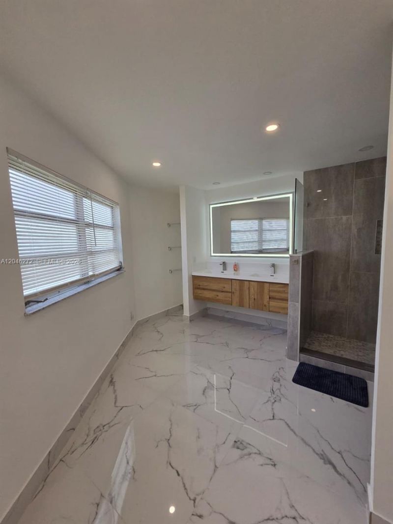 305 SE Airoso Blvd , Port Saint Lucie, FL 34983 Photo