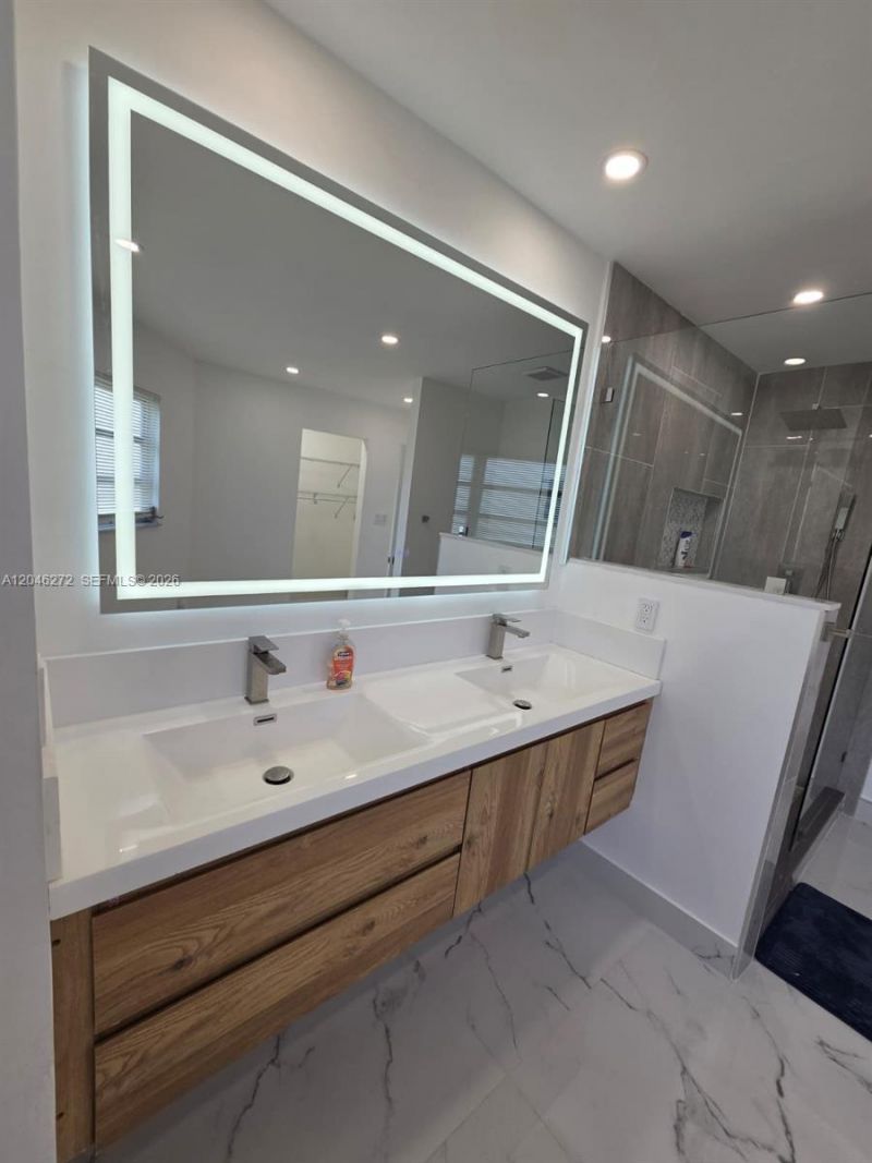 305 SE Airoso Blvd , Port Saint Lucie, FL 34983 Photo