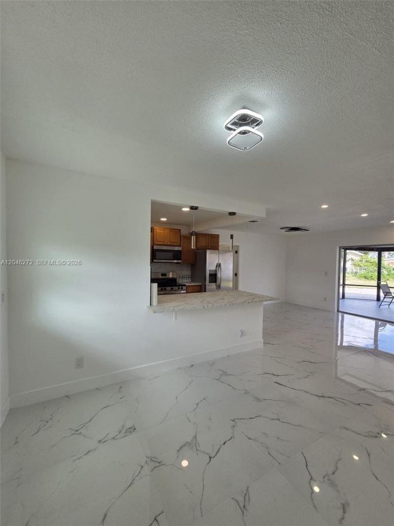 305 SE Airoso Blvd , Port Saint Lucie, FL 34983 Photo