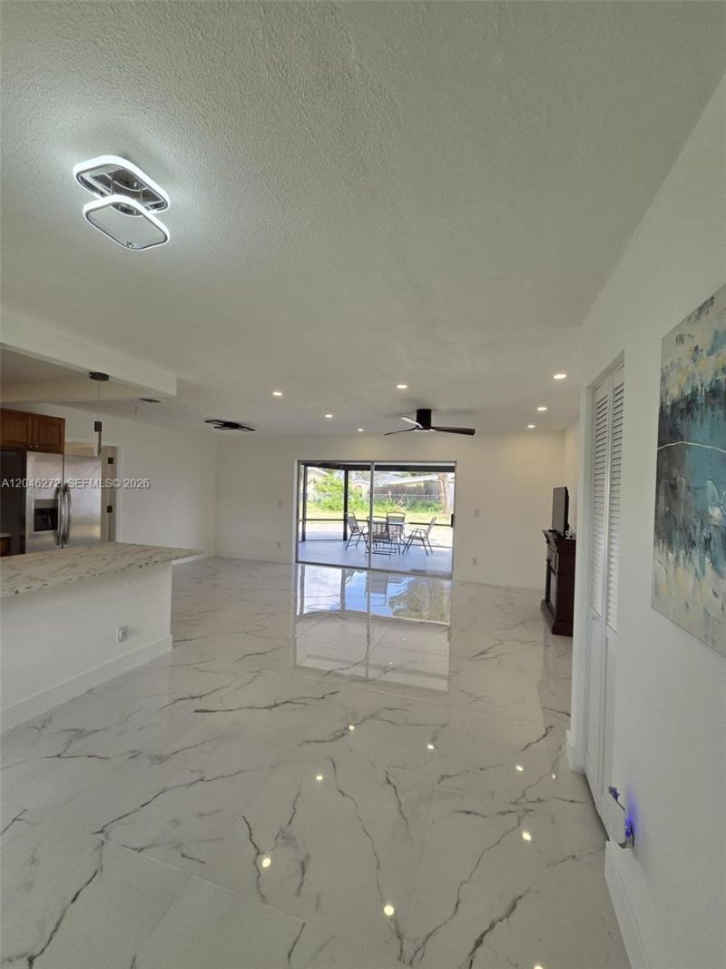 305 SE Airoso Blvd , Port Saint Lucie, FL 34983 Photo