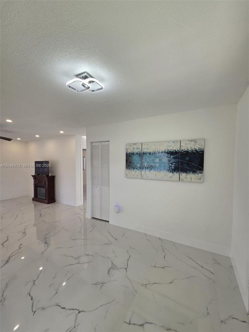 305 SE Airoso Blvd , Port Saint Lucie, FL 34983 Photo