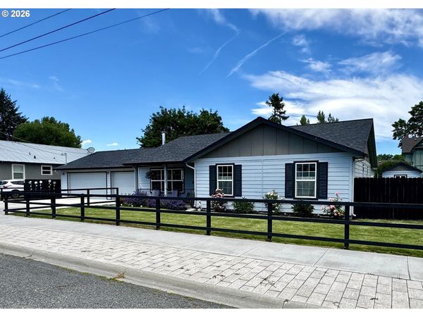 1712 BROADWAY ST, Baker City, OR 97814