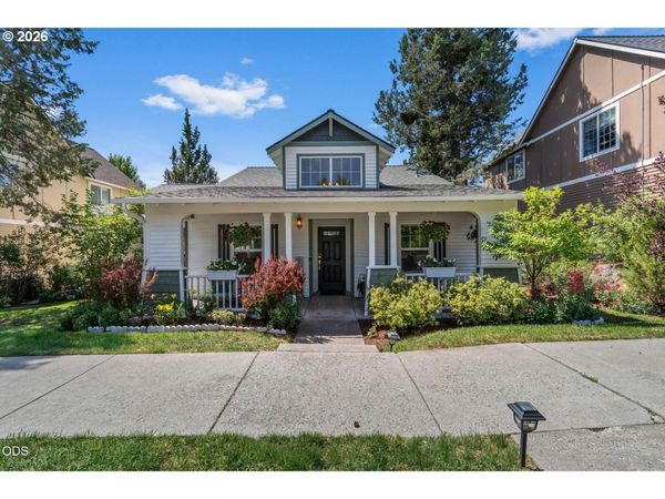 20621 COUPLES LN, Bend, OR 97702
