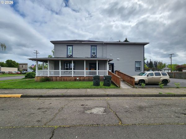 287 W 5TH AVE, Junction City, OR 97448