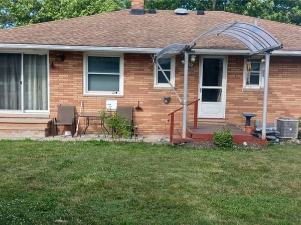 6894 Lalemant Drive, Parma, OH 44129