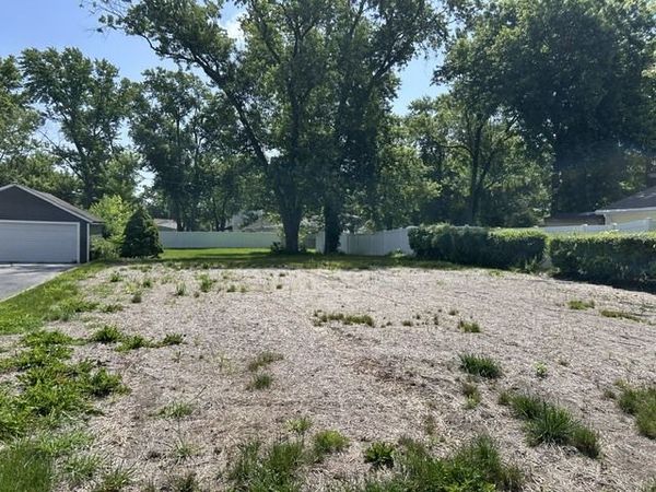 23 N Wabash Avenue , Glenwood, IL 60425