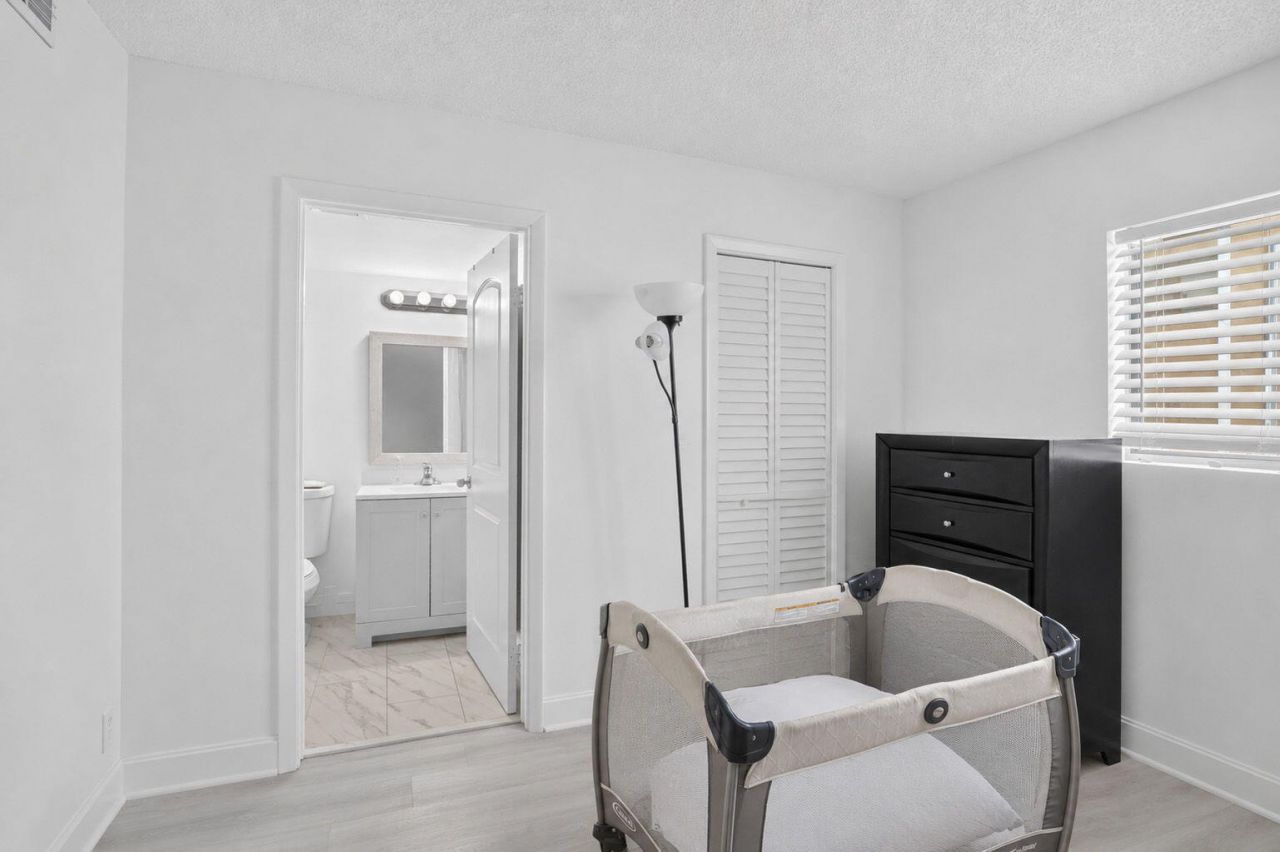 300 Palm Circle W, Unit 106, Pembroke Pines, FL 33025 Photo